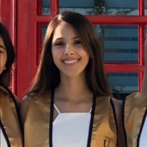 Meet your Posher, Antonia